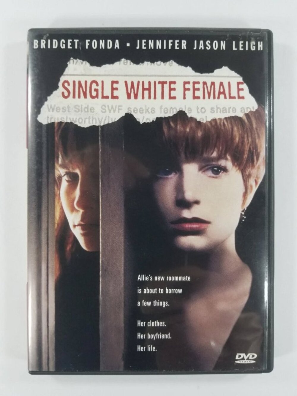DVD - SINGLE WHITE FEMALE.